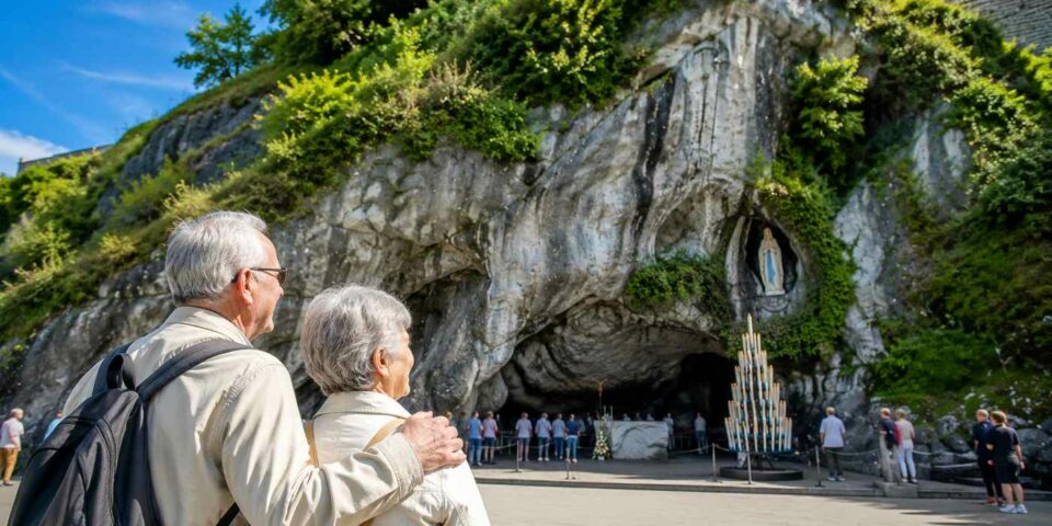Grotte de Massabielle Lourdes