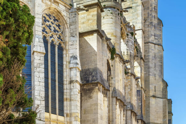 cathédrale saint-just et saint-pasteur